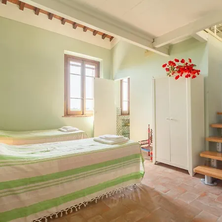 Villa Rossa Large Private Pool Wifi