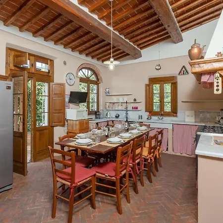 Rossa Large Private Pool Wifi Villa Pisa