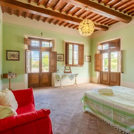 Villa Rossa *