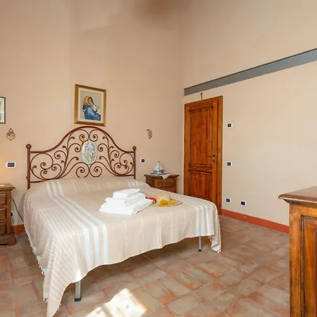 Rossa Villa