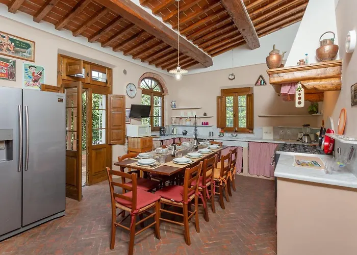 Rossa Large Private Pool Wifi فيلة بيزا